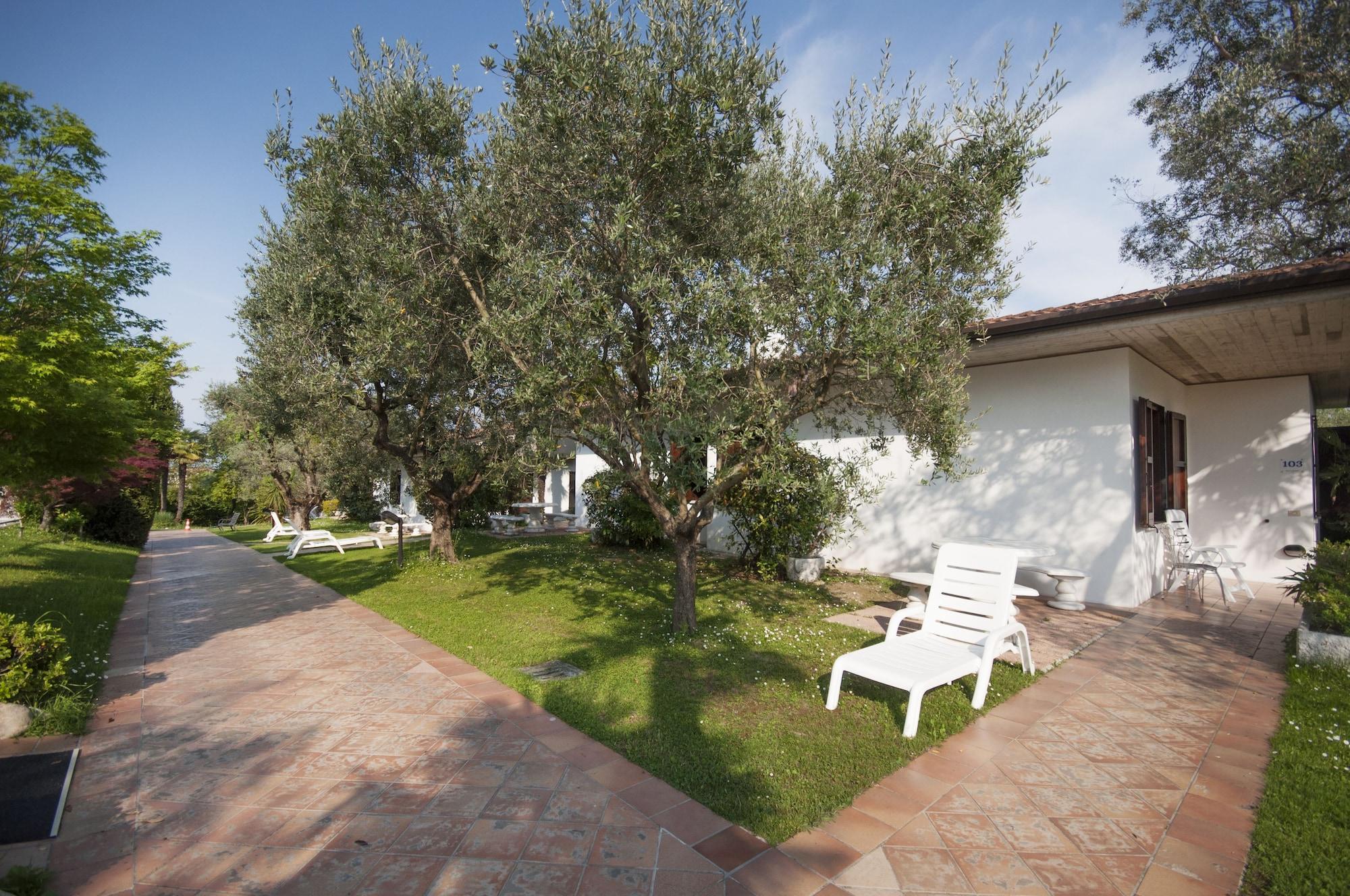 Hotel Villa Maria Desenzano del Garda Exterior foto