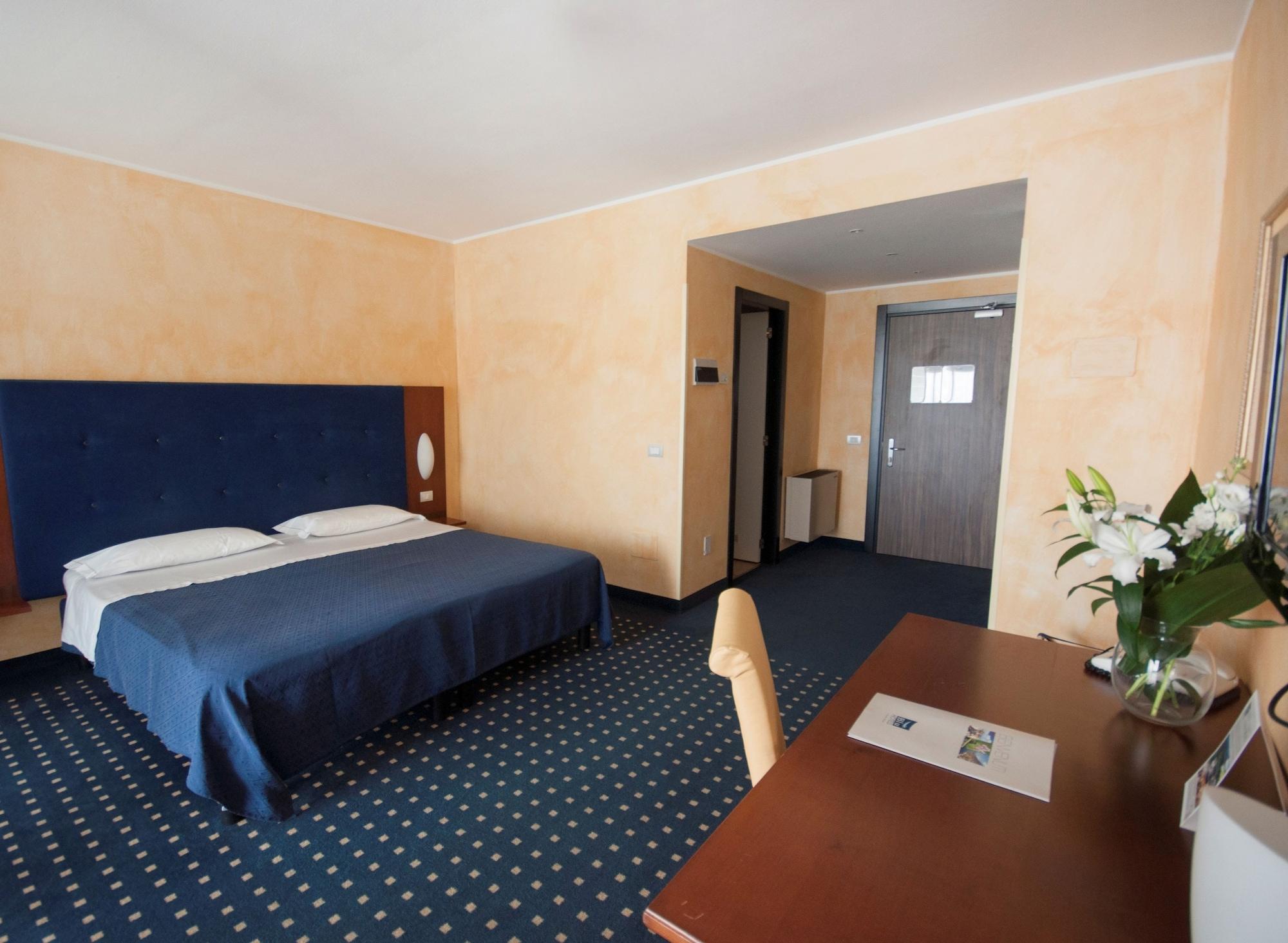 Hotel Villa Maria Desenzano del Garda Exterior foto
